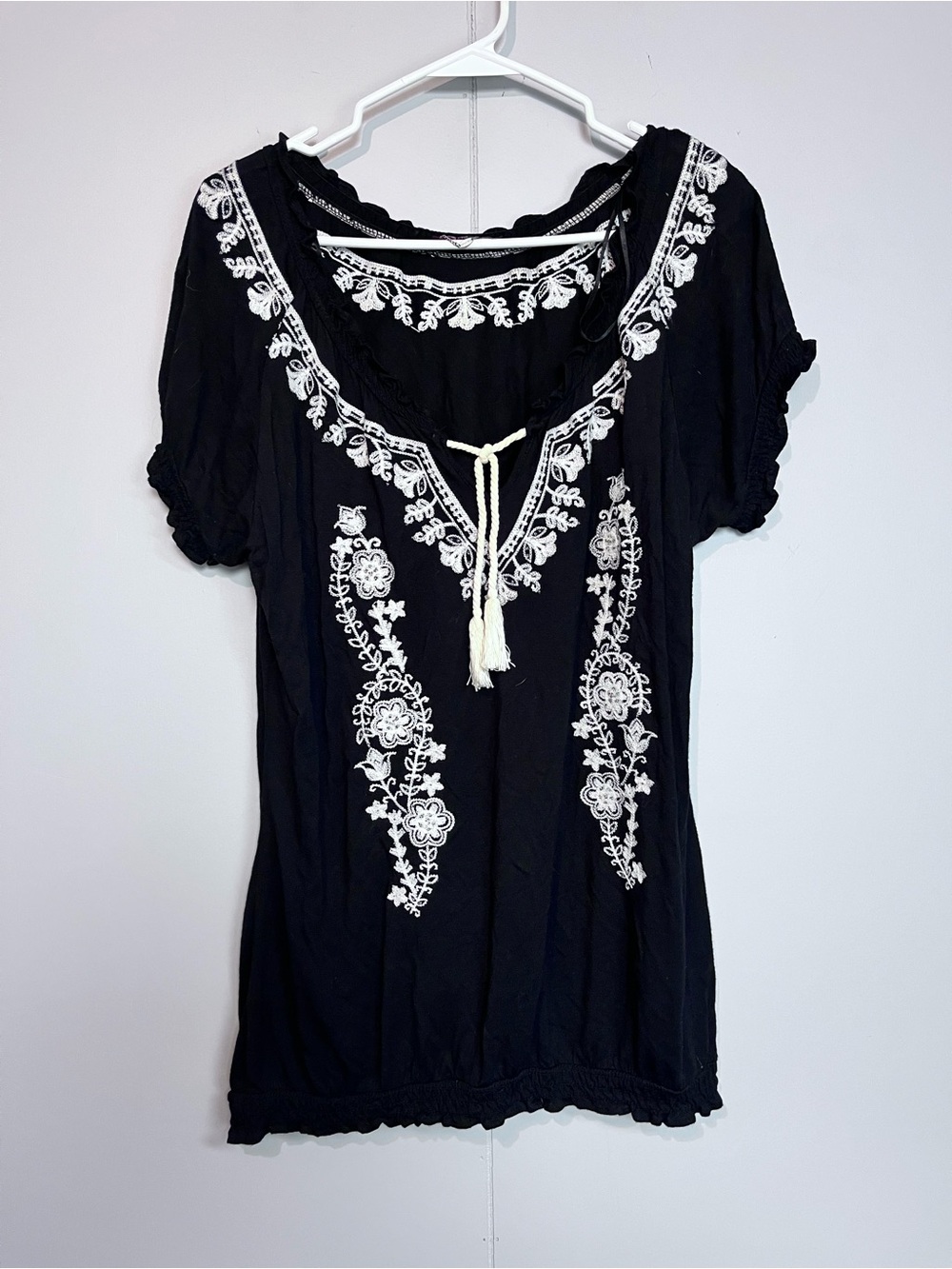 Devoted Black Embroidered Boho Peasant Top – Short Sleeve